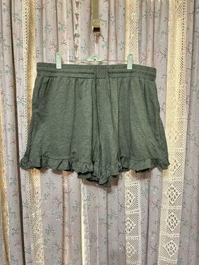 3/$30 BloomChic Sage Ruffle Hem Lounge Shorts NWT Plus Size 18/20